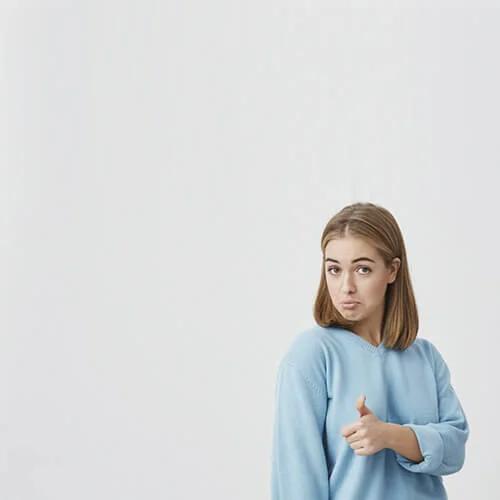 Плюсы натяжных потолков